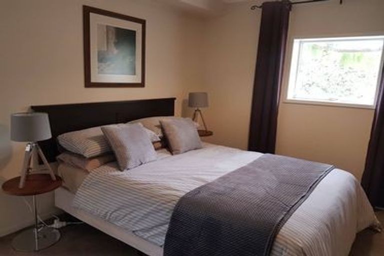 Photo of property in 3 Lintaine Place, Glen Innes, Auckland, 1072