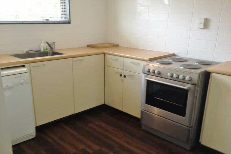 Photo of property in 1/37 Geraldine Street, Edgeware, Christchurch, 8013