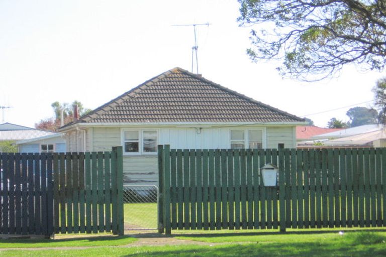 Photo of property in 21 Russell Street, Foxton, 4814