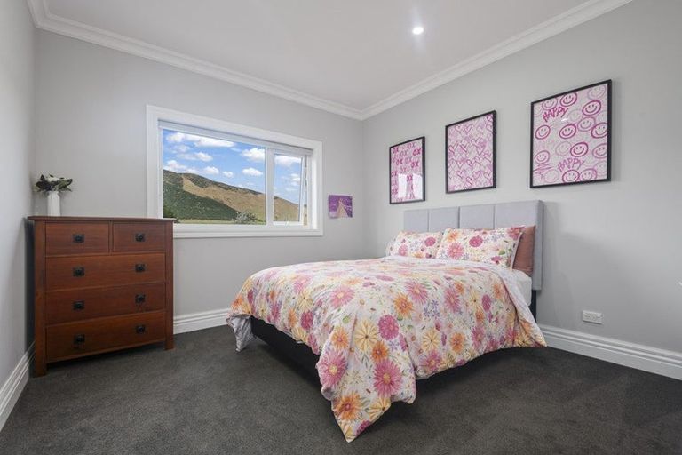 Photo of property in 52 Highland View Drive, Tokomaru, Palmerston North, 4474