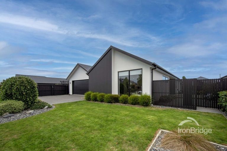 Photo of property in 32 Mills Road, Marshland, Christchurch, 8051