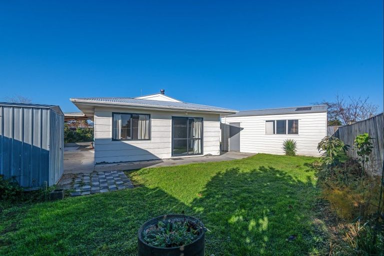 Photo of property in 28b Chelmarsh Place, Highbury, Palmerston North, 4412