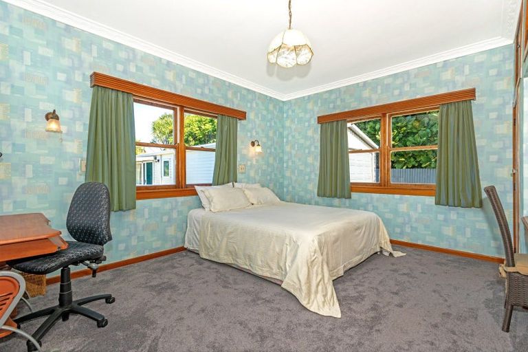 Photo of property in 100 Awapuni Road, Awapuni, Gisborne, 4010