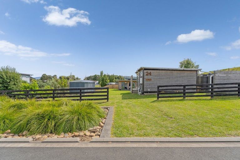 Photo of property in 24 Oliver Leighs Drive, Cooks Beach, 3591