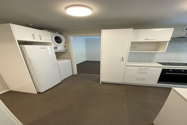 Photo of property in 4a Easdale Street, Kelburn, Wellington, 6012