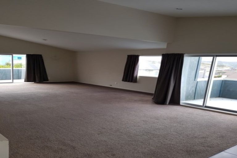 Photo of property in 17a Sandybrow, Churton Park, Wellington, 6037