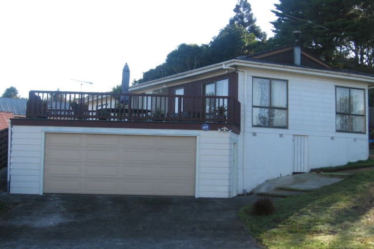Photo of property in 32 Bellfield Road, Opaheke, Papakura, 2113