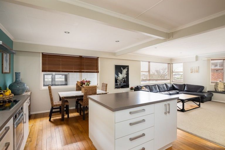 Photo of property in 108 Frankley Road, Frankleigh Park, New Plymouth, 4310