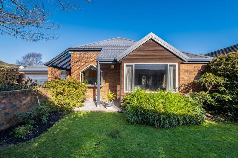 Photo of property in 48 Broadhaven Avenue, Parklands, Christchurch, 8083