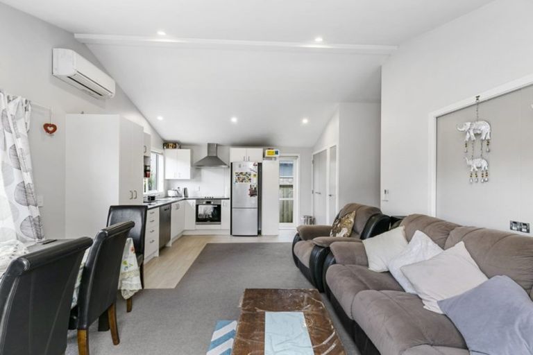 Photo of property in 136 Fraser Avenue, Johnsonville, Wellington, 6037