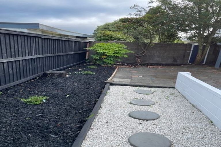 Photo of property in 121 Kendal Avenue, Burnside, Christchurch, 8053