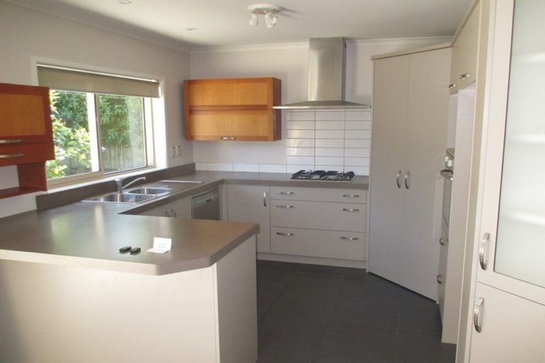 Photo of property in 27 Whitney Place, Rototuna North, Hamilton, 3210