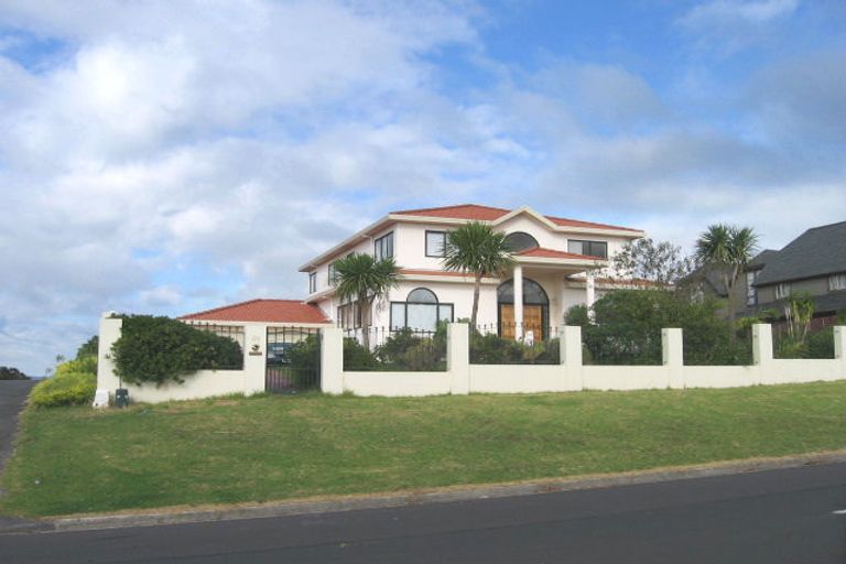 Photo of property in 89 Onetaunga Road, Chatswood, Auckland, 0626