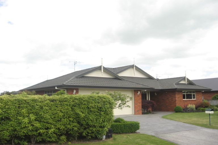 Photo of property in 13 Alba Place, Cambridge, 3434