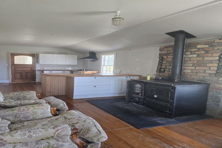 Photo of property in 354 Linton Road, Maungaturoto, 0583