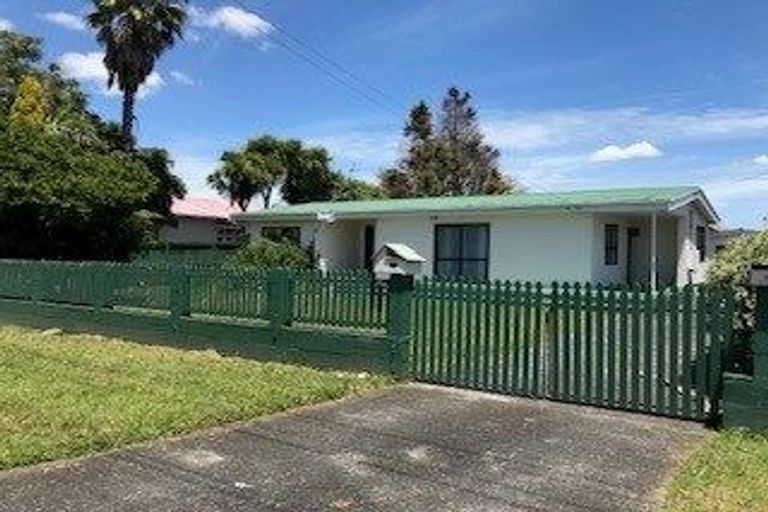 Photo of property in 23 Smiths Avenue, Papakura, 2110