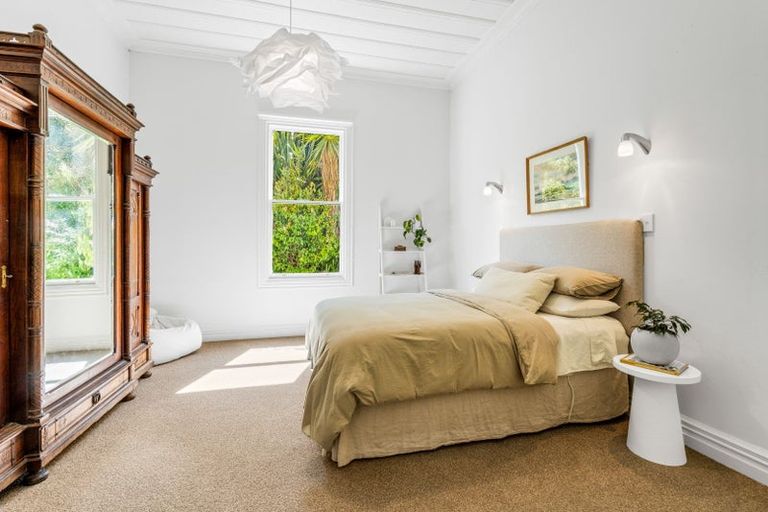 Photo of property in 2 Motu Street, Saint Clair, Dunedin, 9012