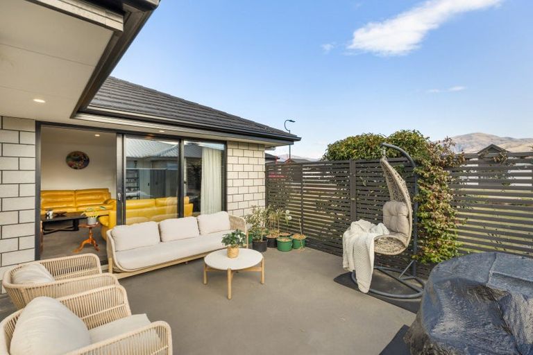 Photo of property in 12 Neason Place, Cromwell, 9310