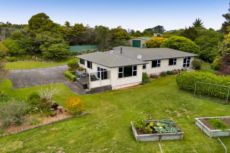Photo of property in 218 Henwood Road, Paraite, New Plymouth, 4372