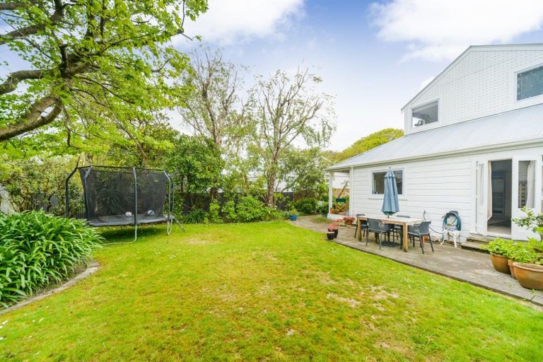 Photo of property in 24 Ranfurly Street, Hokowhitu, Palmerston North, 4410
