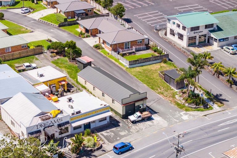 Photo of property in 14 Riverview Place, Maungaturoto, 0520