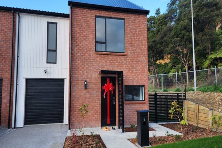 Photo of property in 2 Doug Jensen Street, Wallaceville, Upper Hutt, 5018