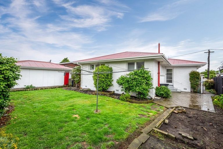 Photo of property in 9 Murdoch Street, Bryndwr, Christchurch, 8053