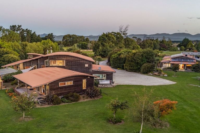 Photo of property in 134 Aranui Road, Mapua, 7005