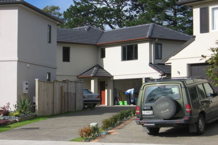 Photo of property in 19 Bridgefield Crescent, Flat Bush, Auckland, 2016