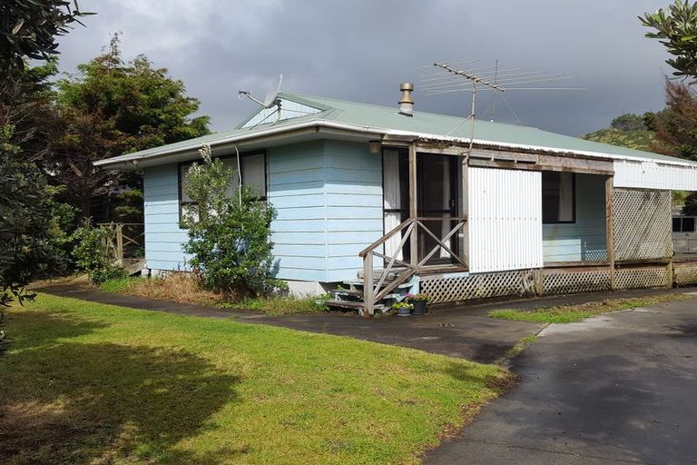 Photo of property in 22 Cordyline Road, Port Waikato, Tuakau, 2695