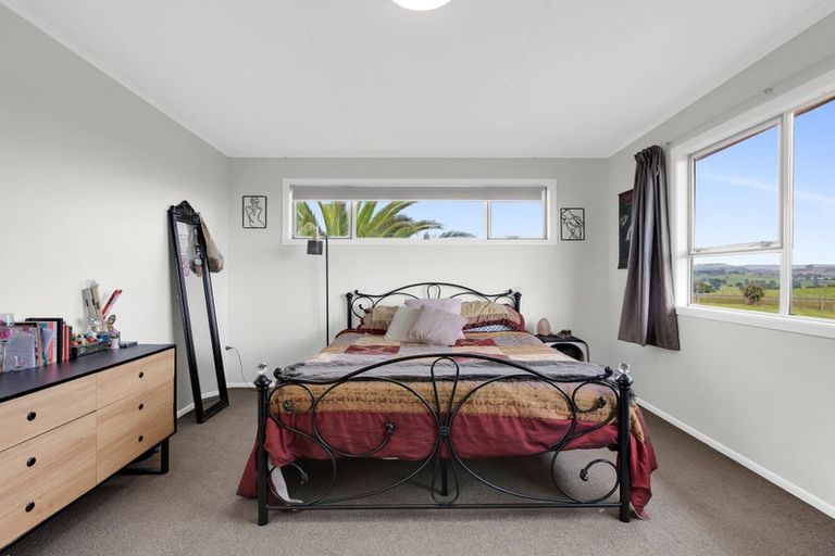 Photo of property in 112 Grove Road, Te Pahu, Hamilton, 3285