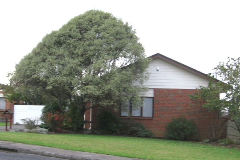 Photo of property in 270 Royal Road, Massey, Auckland, 0614