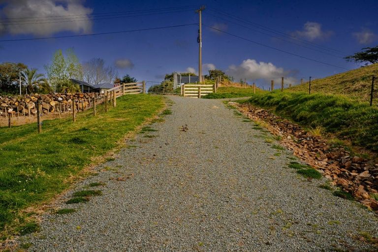 Photo of property in 117 Kaiwaka-mangawhai Road, Kaiwaka, Wellsford, 0975