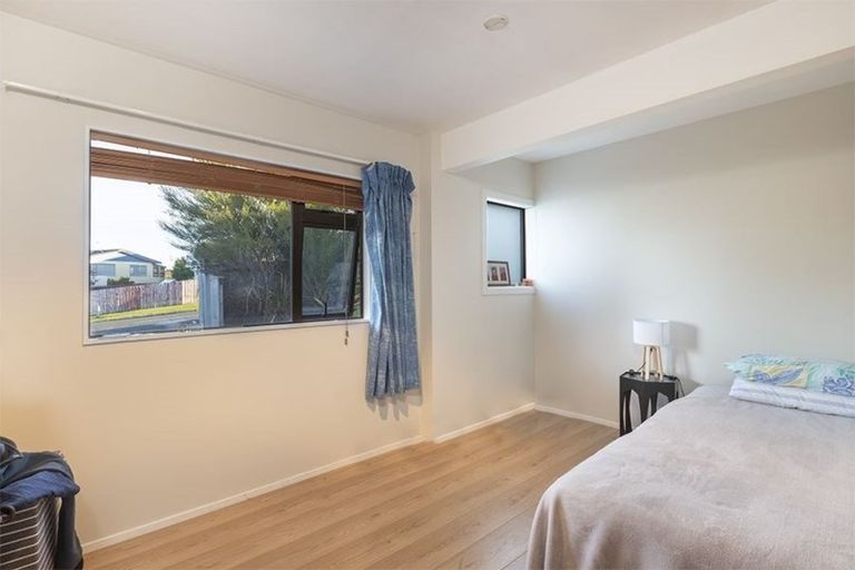 Photo of property in 5 Snells Beach Road, Snells Beach, 0920