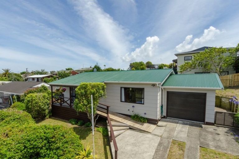 Photo of property in 23 Hurley Road, Paraparaumu Beach, Paraparaumu, 5032