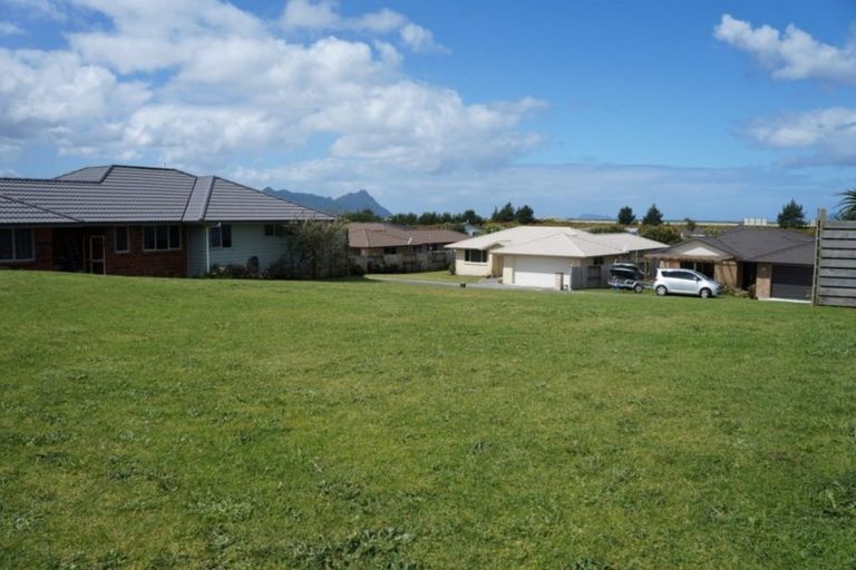 Photo of property in 16 Dune Lake Place, Ruakaka, 0116