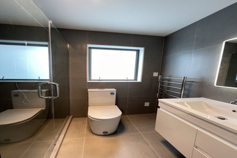 Photo of property in 13b Stott Avenue, Birkdale, Auckland, 0626