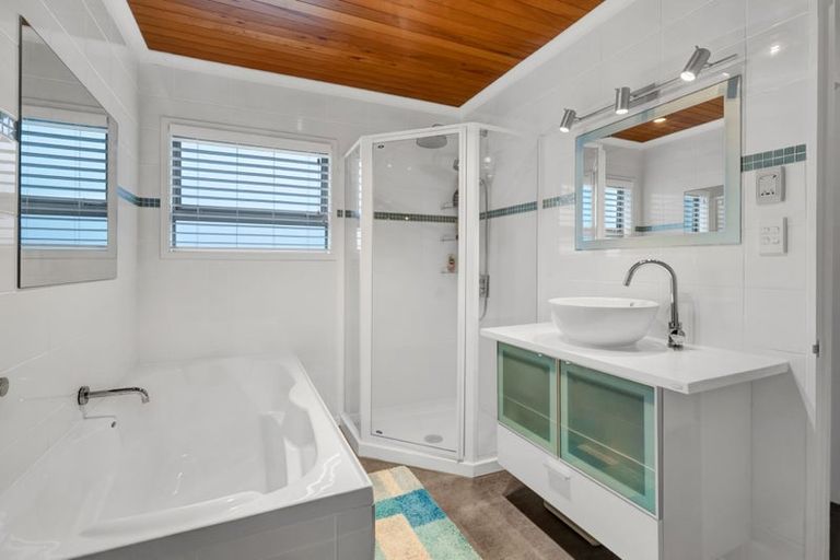 Photo of property in 8 Ellesmere Avenue, Bell Block, New Plymouth, 4312