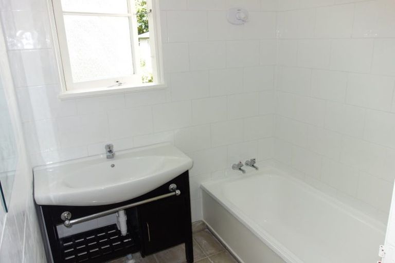 Photo of property in 28 Achilles Street, Burwood, Christchurch, 8061