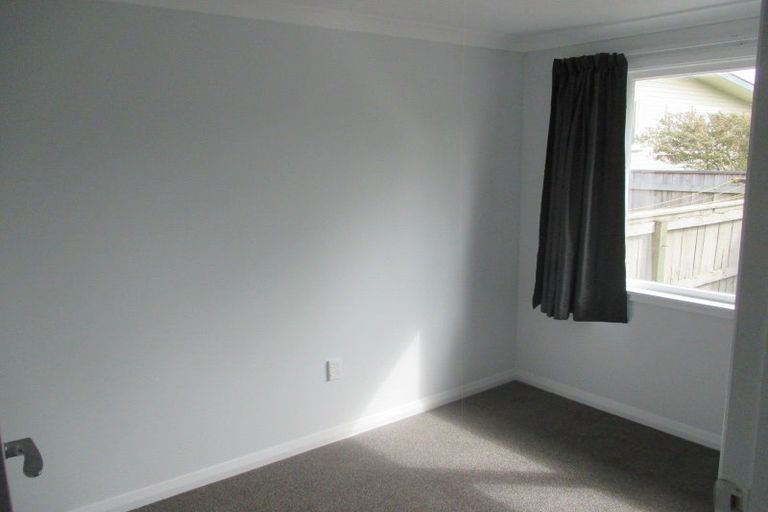 Photo of property in 1 Luton Street, Hokowhitu, Palmerston North, 4410