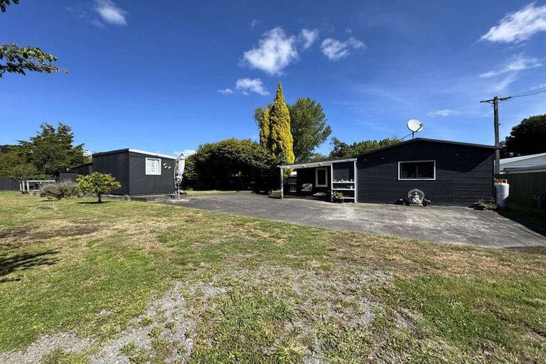 Photo of property in 9c Milne Street, Hunterville, 4730