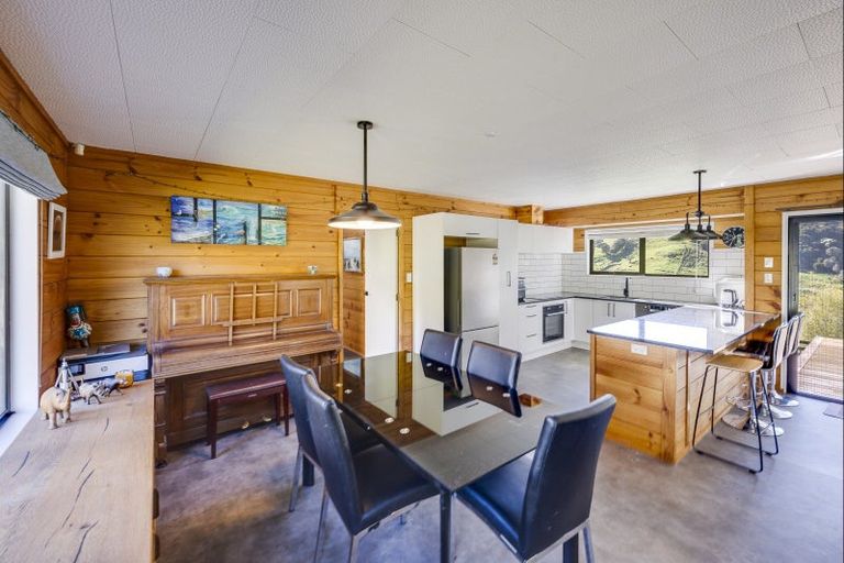 Photo of property in 863 Puketitiri Road, Puketapu, Napier, 4182