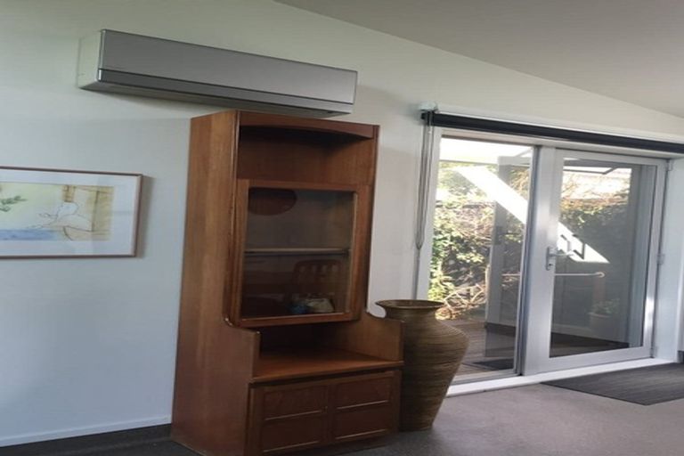 Photo of property in 74 Princes Street, Northcote Point, Auckland, 0627