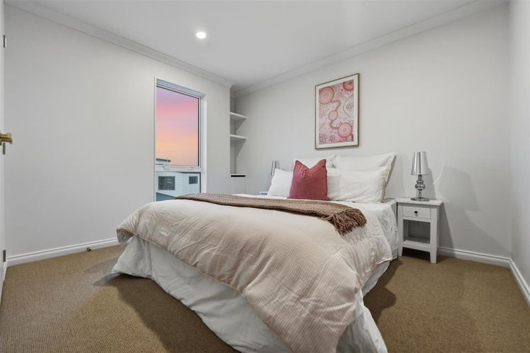 Photo of property in 240 Park Estate Road, Rosehill, Papakura, 2113