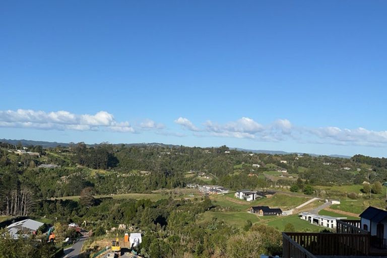 Photo of property in 179 Point View Drive, East Tamaki Heights, Auckland, 2016