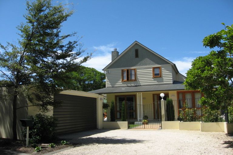 Photo of property in 86 Wairarapa Terrace, Merivale, Christchurch, 8014