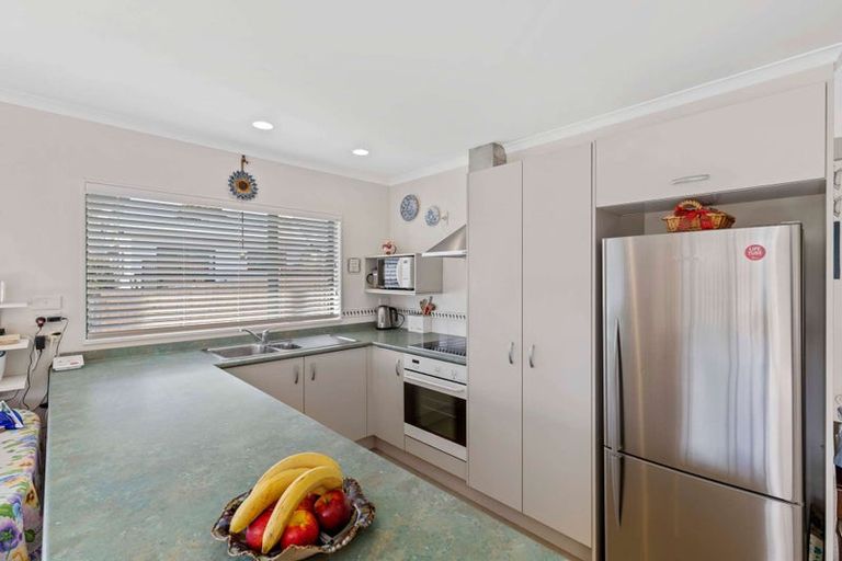 Photo of property in 666 Whangaparaoa Road, Stanmore Bay, Whangaparaoa, 0932