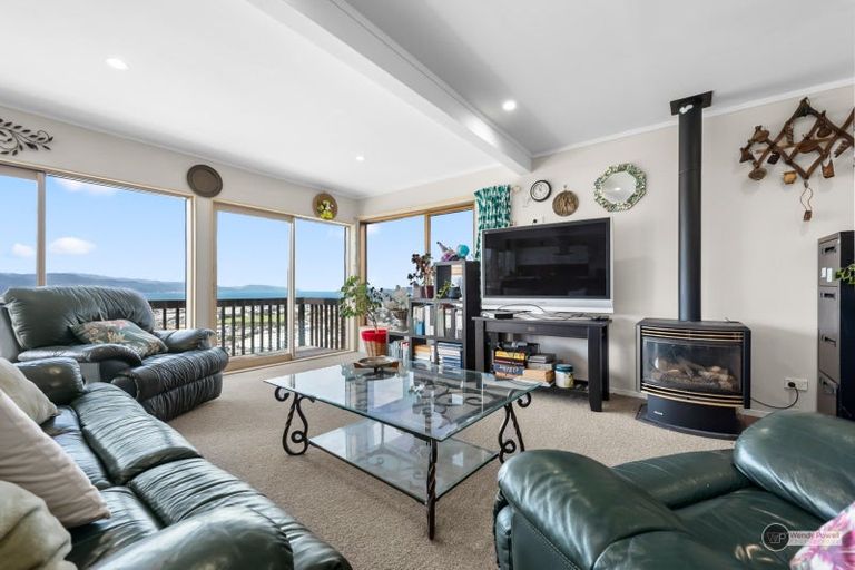 Photo of property in 11 Chestnut Grove, Maungaraki, Lower Hutt, 5010