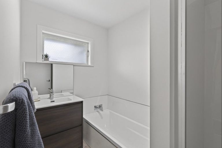Photo of property in 6 Watene Crescent, Waitara, 4320