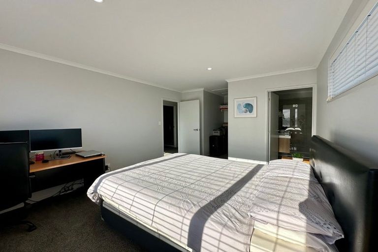 Photo of property in 21d Nellie Drive, Kumeu, 0810